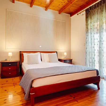Villa Eleas Gi