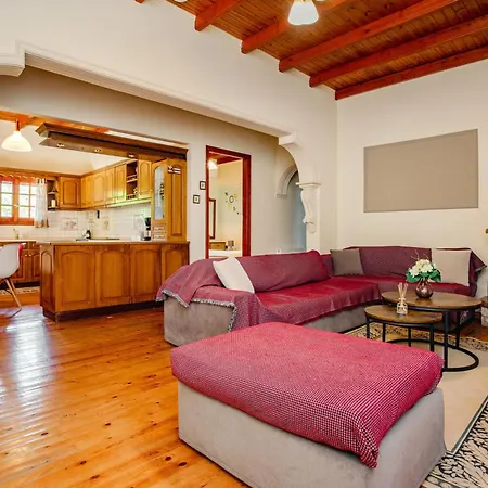 Eleas Gi Villa *