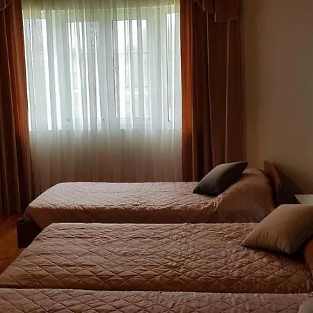 Eleas Gi Vitaládes
