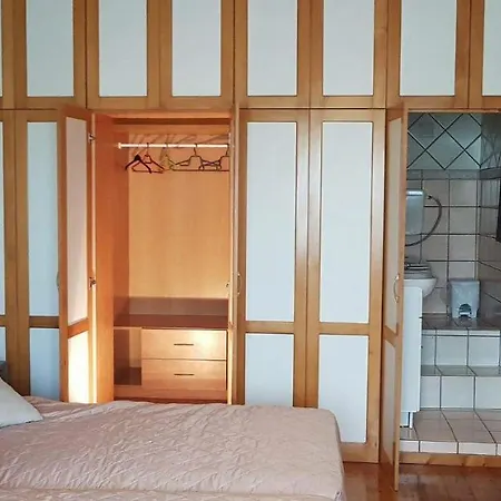 Eleas Gi * Vitaládes