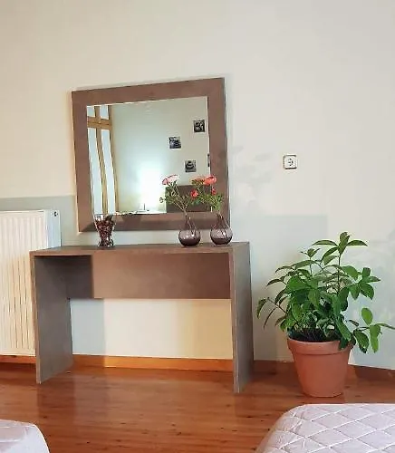 Eleas Gi Βιταλάδες