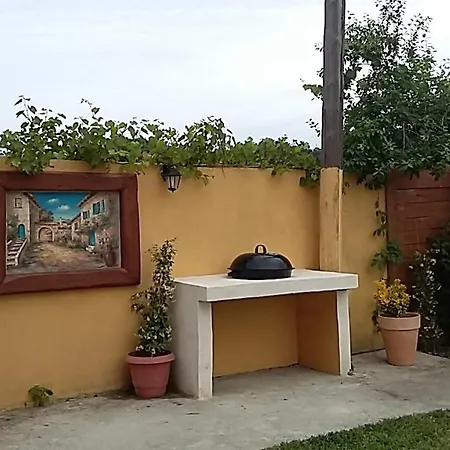 Eleas Gi Villa *