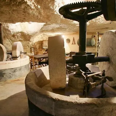 Eleas Gi Villa Vitalades