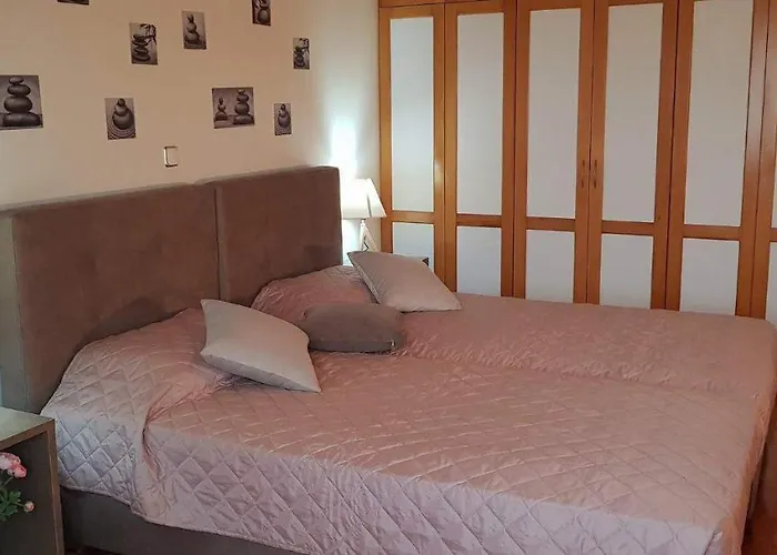Eleas Gi Vila *